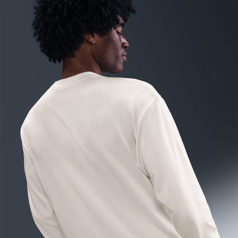 Nike Sportswear Men’s Long-Sleeve  Heavyweight Tee in size XL, Sail NWT - Picture 2 of 6